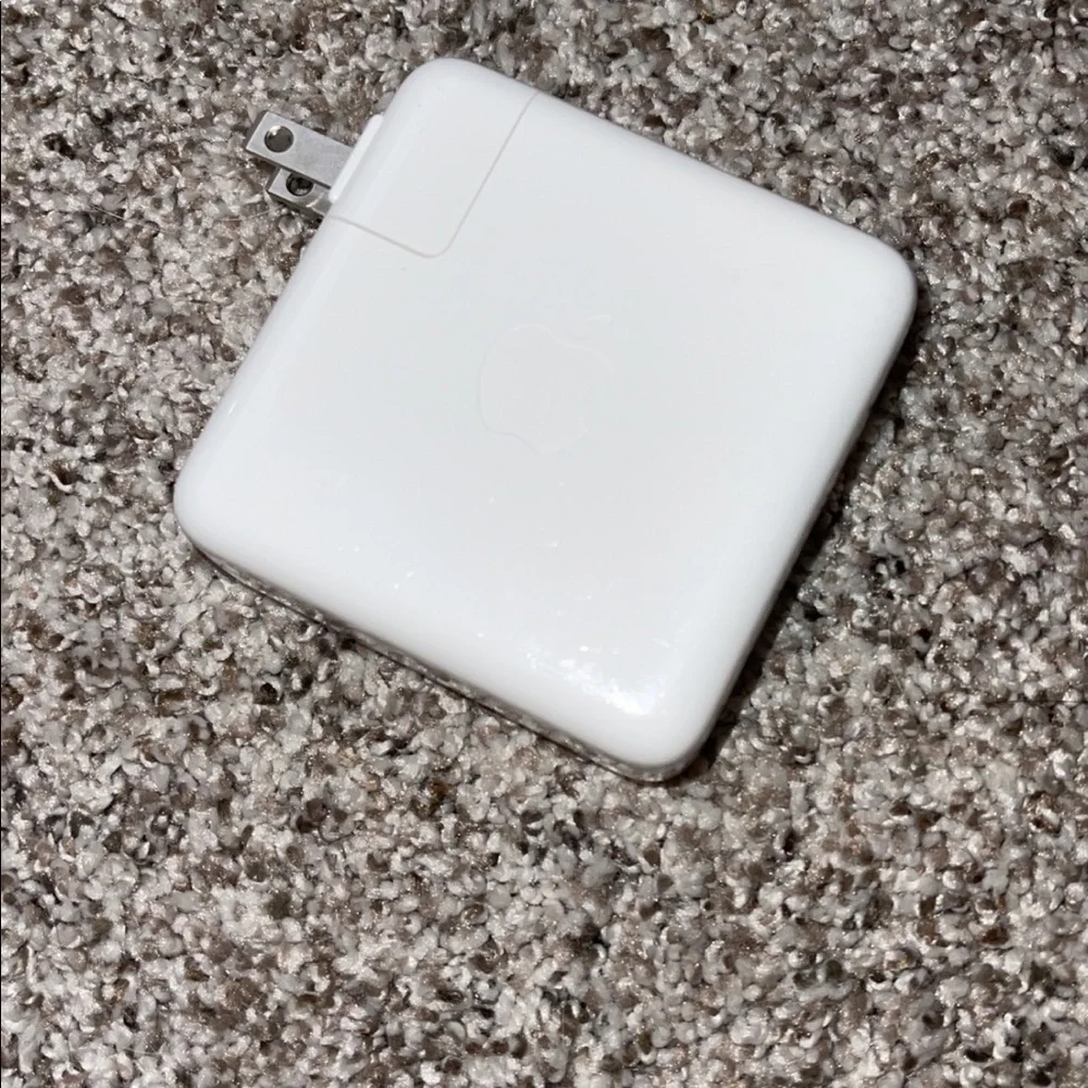 61W USB - Picture 3 of 3